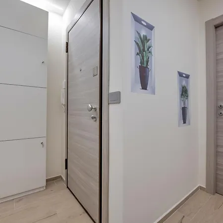 240b - Nord - Sara Chiavari, 200metri Dal Mare - Bagno Privato Ma Fuori Dalla Stanza * Chiavari