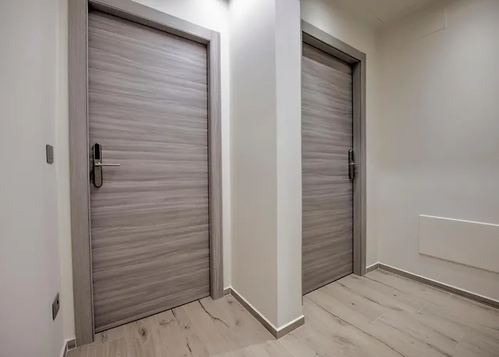 Διαμέρισμα 240b - Nord - Sara Chiavari, 200metri Dal Mare - Bagno Privato Ma Fuori Dalla Stanza *