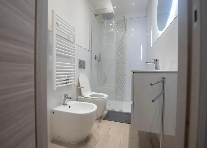 240b - Nord - Sara Chiavari, 200metri Dal Mare - Bagno Privato Ma Fuori Dalla Stanza Διαμέρισμα *
